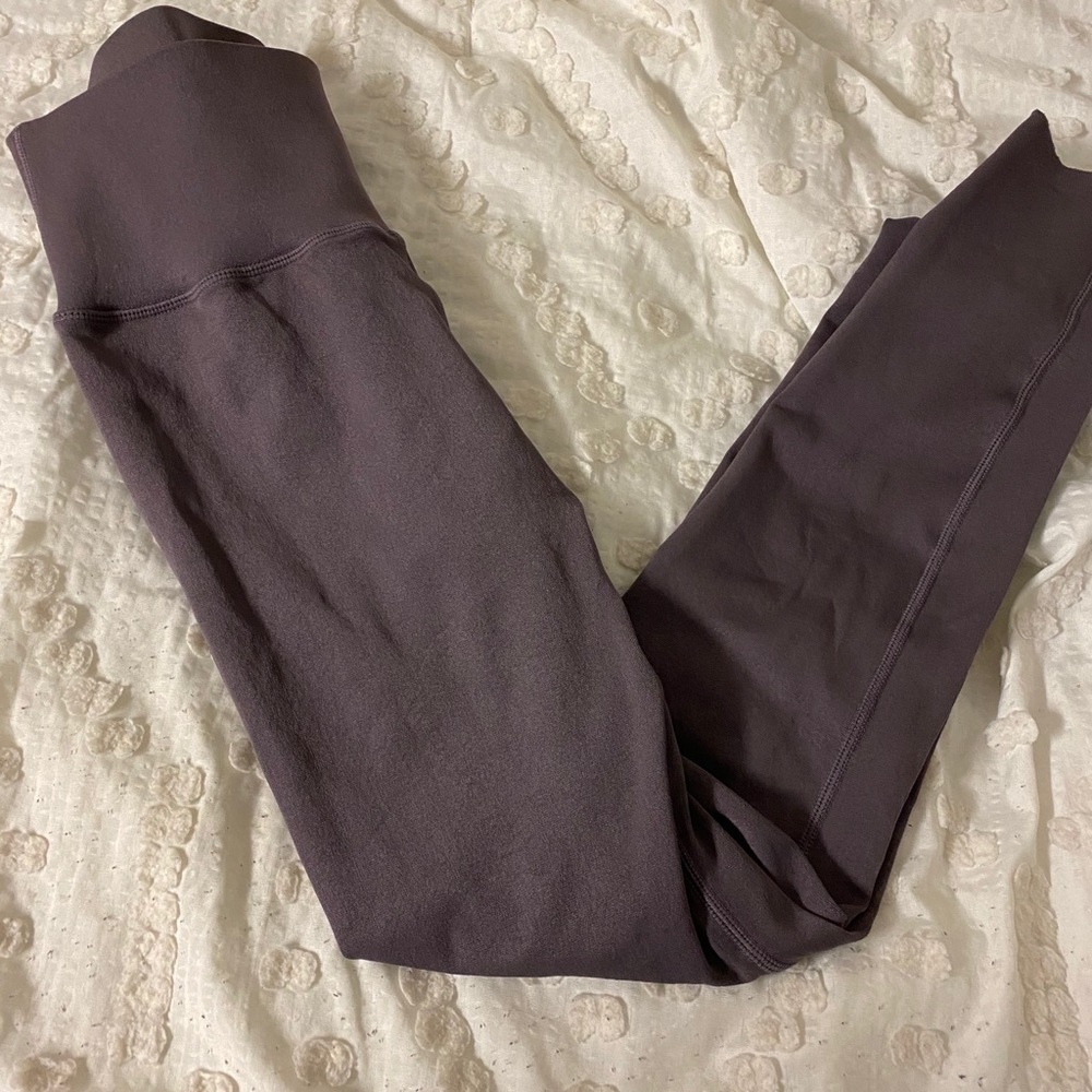 ***Seamless Fabletics Leggings***